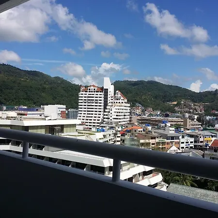 Patong Tower By United 21 Thailand Exterior photo